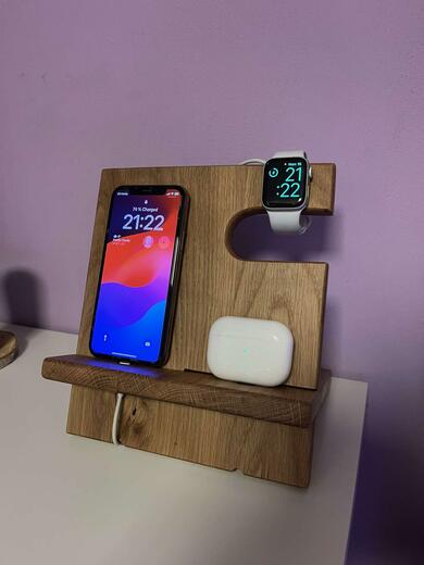 Držák na nabíječky